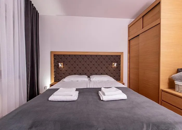 Prywatny Apartament 413 w Arka Medical Spa przy plaży